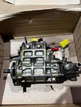 Einspritzpumpe Perkins CAT 324-0532 2641A405 DEFEKT